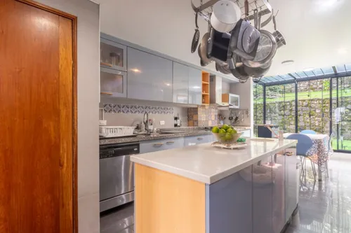 Apartamento En Arriendo/venta En Chicó Oriental. Cod V22299
