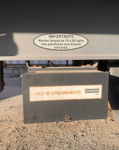 Imagem 6 de 8 de Baú De 28 Pallets Com 15 Mts Comprimento Com Pneus Randon