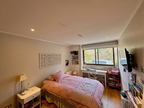 Casa Remodelada En El Arrayan / Lo Barnechea