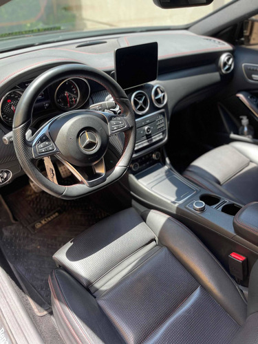 Imagen 13 de 22 de Mercedes-benz Clase A 2017 2.0 A250 Amg-line 211cv