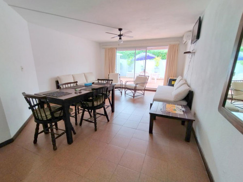 Venta Apartamento 1 Dormitorio Cantegril Con Cochera