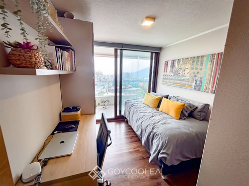 Departamento En Venta De 2 Dorm. En Lo Barnechea