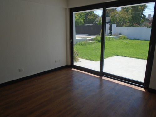 Camino Mirasol - 100% Remodelada - 6 Estacionamientos -