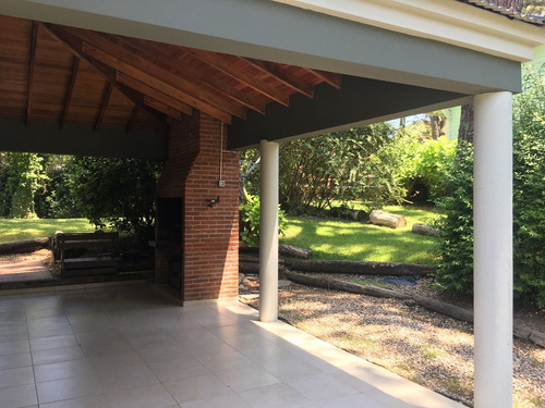 Imagen 8 de 14 de Espectacular Casa En Cariló. Disponible Primera Quincena Enero Y Febrero!!!!!