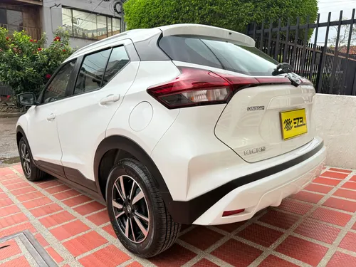 Nissan Kicks 1.6 Sense