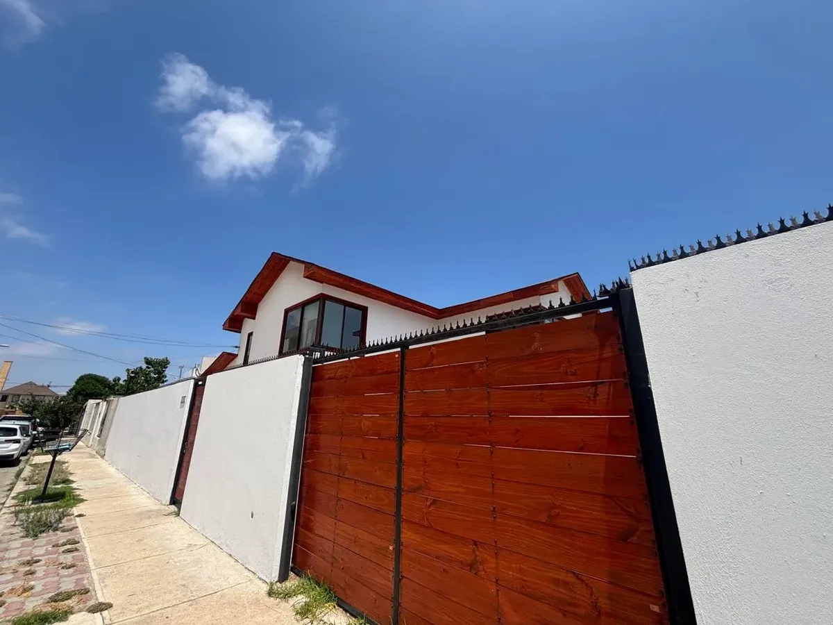 Imagen 3 de 12 de Casa Comercial Lista Para Desarrollar Su Proyecto En Sa
