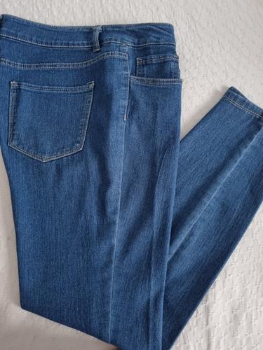 Jean Chupin Forever 21 Talle 48