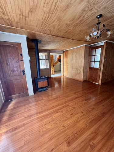 Casa En Los Fresnos, 3d, 2b Con Excelente Distribución