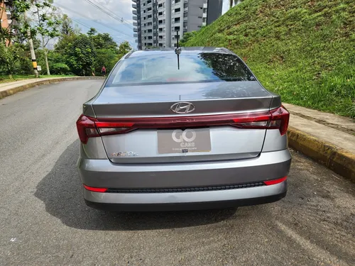 Hyundai Accent Automatico