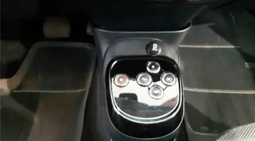 Imagem 6 de 9 de Fiat Mobi Firefly Drive Gsr 1.0 Flex 2019