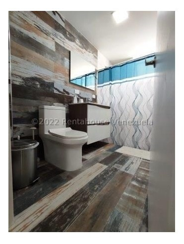 Imagen 2 de 12 de Elisa Erebrie Apartamento Los Palos Grandes 0412.019.92.69 Código: 22-27484