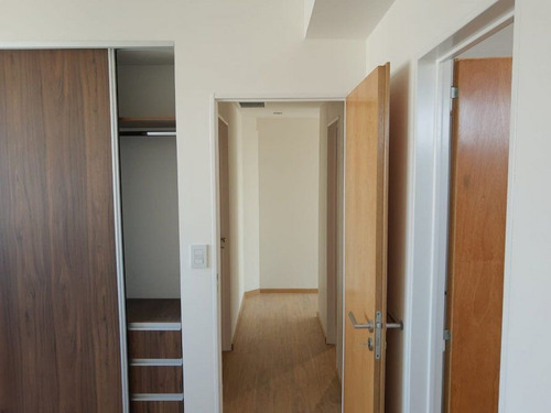 Imagen 13 de 27 de Departamento En Venta De 3 Ambientes Con Cochera En Lomas De Zamora