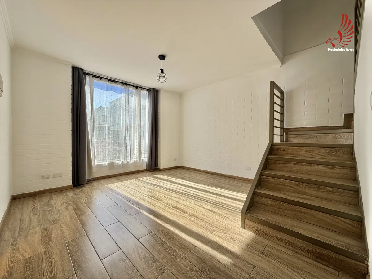 Imagen 3 de 13 de Se Vende Linda Casa En Belloto Norte