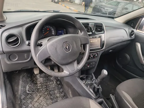 Renault Sandero EXPRESSION 1.6 8V MT MT 1600 8V AA