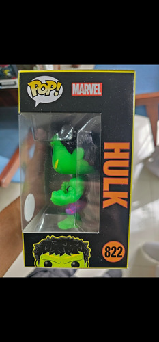 Funko Hulk Blacklight Marvel (Usado)