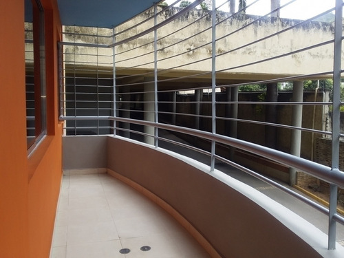 Imagen 13 de 14 de Venta Apartamento En Mañongo Res Santa Teresita 92,27 M2