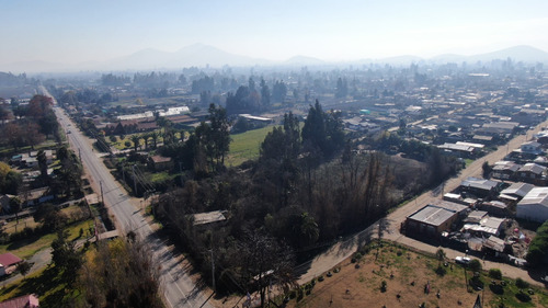 Amplio Terreno, Para Uso Rural Y Comercial.