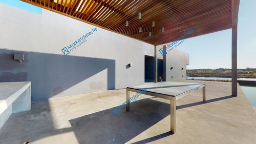 Modern House - La Barra