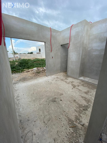 Imagen 4 de 13 de Casa En Venta De Un Piso En Privada Segura Con Alberca En Chichi Suarez Merida En Privada, Yucatan