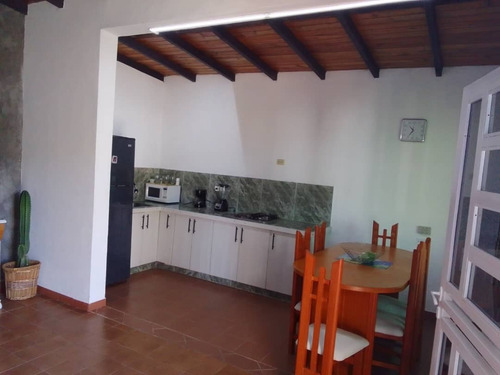 Imagen 5 de 7 de Casa Quinta Con Local Comercial En El Sector Carrizal Bejuma Edo Carabobo.