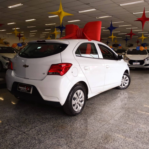 Imagem 10 de 10 de Chevrolet Onix 1.4 Mpfi Lt 8v Flex 4p Manual