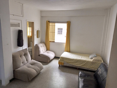 Imagen 3 de 7 de Apartamento En Venta / Monoambiente En San Bernardino