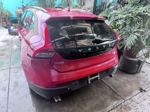 Volvo V40 T5 Turbo 5 Cilindros Completo O Piezas