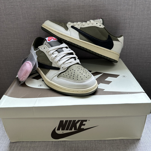 Air Jordan 1 Low X Travis Scott Medium Olive 39