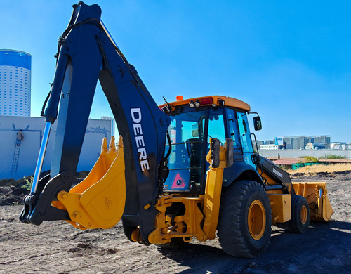 2020 Retroexcavadora John Deere 710 L