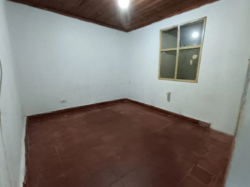 Se Vende, Propiedad De 170mt2 De Terreno 85mt2 Construidos