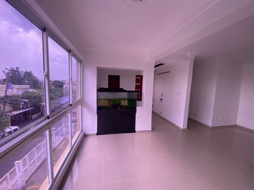 Imagen 8 de 30 de Vendo Apartamento 3er Nivel San Isidro