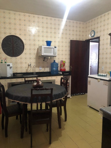 Imagem 10 de 18 de Casa Linear Em Terreno Inteiro, Com 520m², Em Área Nobre No Bairro Costazul, Em Rio Das Ostras. - 866 - 69409995