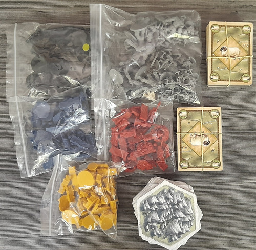 Jogo De Tabuleiro Catan: A Game Of Thronnes !!!! (Usado)