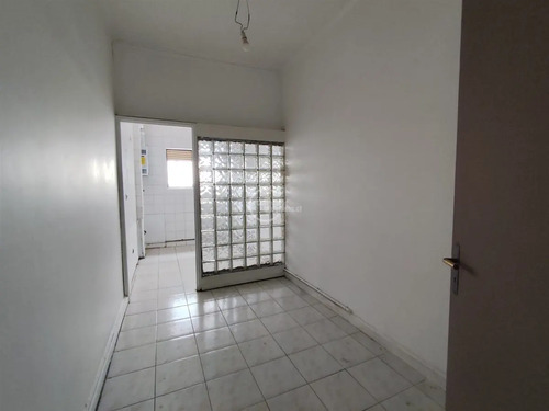 Arriendo Oficina De Amplios Espacios, Centro Viña Del Mar