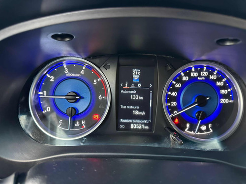 Imagen 3 de 11 de Toyota Hilux Srv