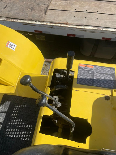 Empilhadeira Hyster 130 (6 Toneladas)