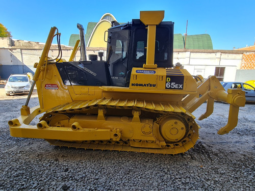 Komatsu D65-ex15