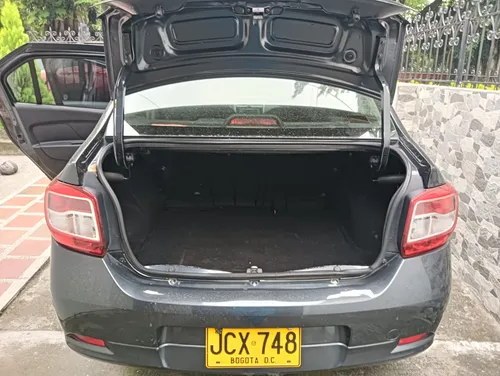 Renault Logan 1.6 Expression