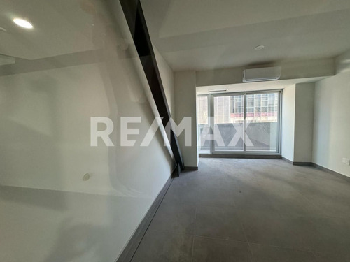 Consultorio - Comercial En Renta