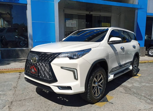 Toyota  Fortuner  Platinum 