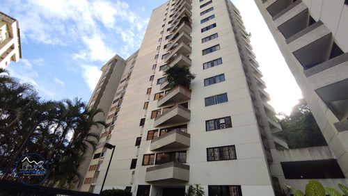 Vendo Apto 98m2 3h/2b/1p Guaicay 5758