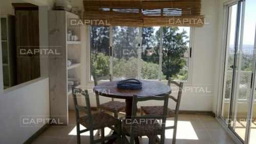 Casa En El Chorro Tres Dormitorios Mas Dependencia De Servicio En Venta - Ref: 25763