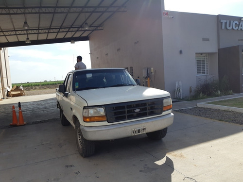Ford F-100 2.5 I Xl Aa 1998