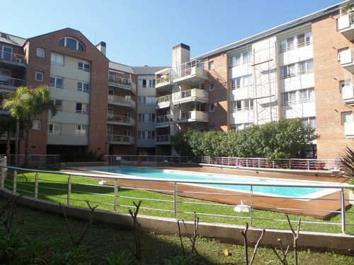 Imagen 18 de 19 de Departamento En Venta De 3 Ambientes, Totalmente Remodelado En San Isidro Central. San Isidro