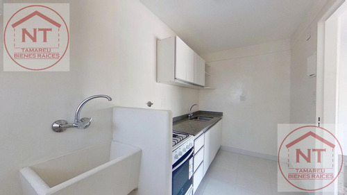 Departamento 2 Ambientes. Balcon Corrido. Piso Alto. Villa Del Parque. 58m