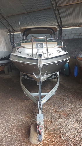 Lancha Triton 240 Cabinada + Mercruiser 300 Hp Ano 2014