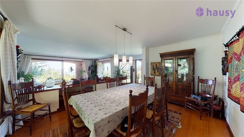 Casa En Venta De 4 Dorm. En Vitacura