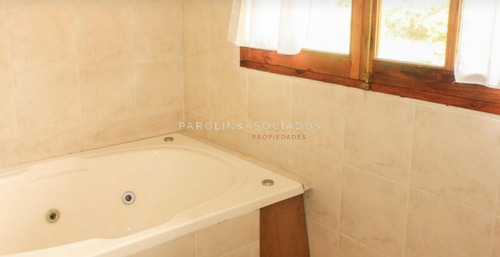 Casa En Venta Y Alquiler De 5 Dormitorios En Punta Del Este - Ref: 3816