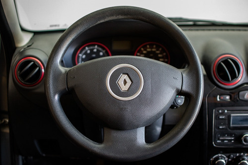 Imagen 7 de 15 de Renault Sandero Stepway 2015 1.6 Confort 105cv Orr Lum