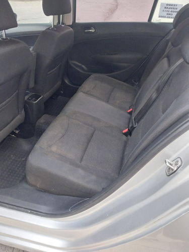 Peugeot 408 2.0 Allure 143cv